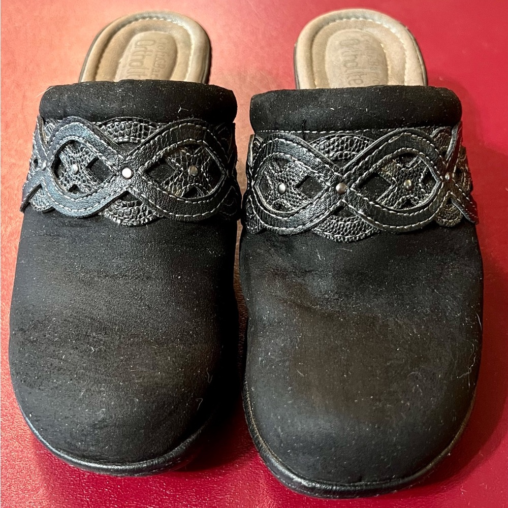 Croft and Barrow Ortholite clog